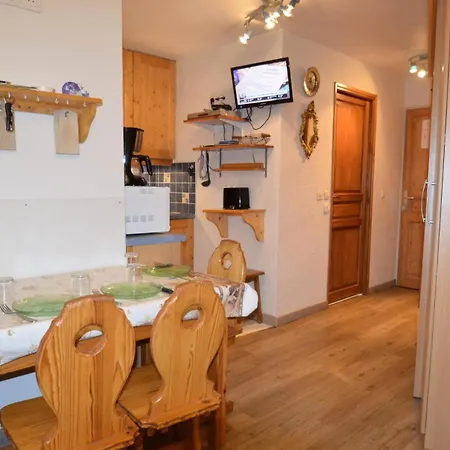 Apartment Median - Equipe Pour 4 Personnes Aux Menuires Mae-5544